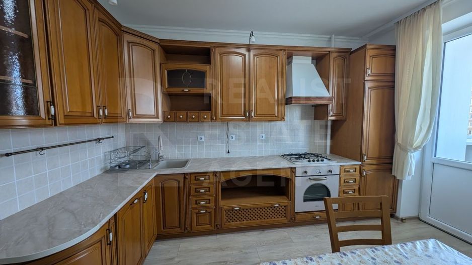 Chirie, apartament 3 camere, str. Alba Iulia, Buiucani - Poză 11