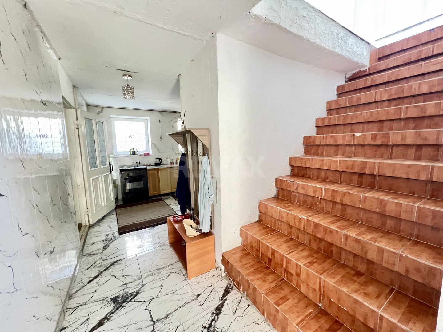 Casa în centrul or.Ialoveni - Poză 8