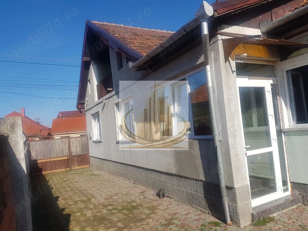 Casă individuală 3 cam, terasă, beci și 2 garaje – Mehala - Poză 3
