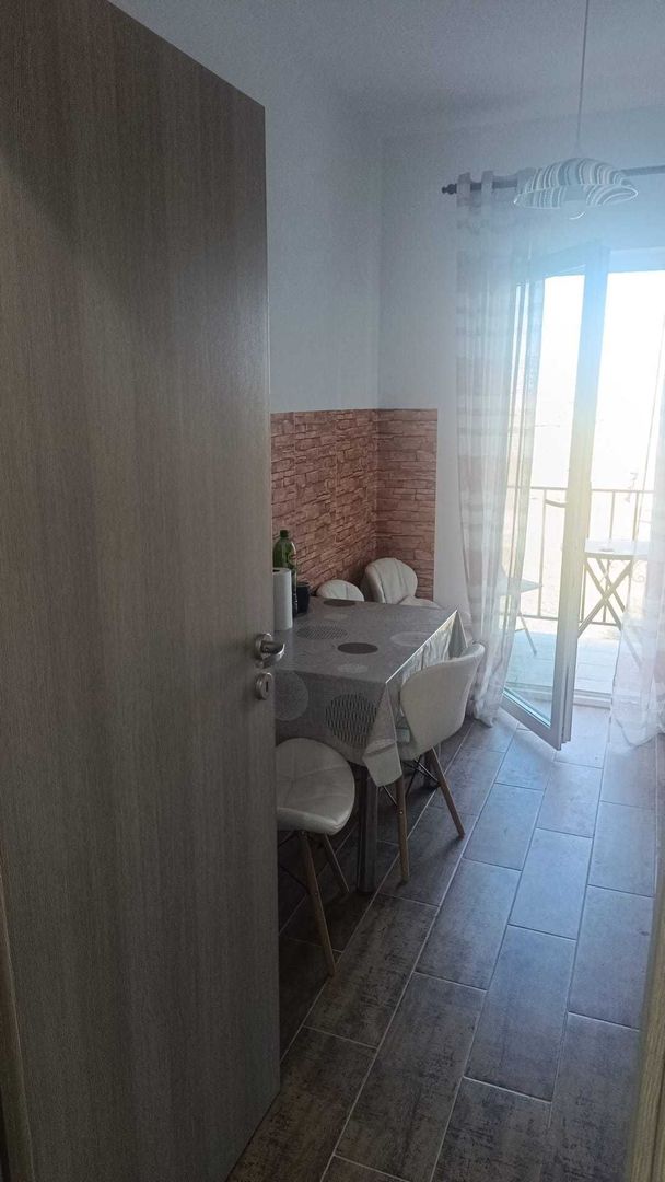 Giroc | 1 Camera-40 mp | Etaj intermediar | Bucatarie inchisa |Mobilat si Utilat - Poză 6