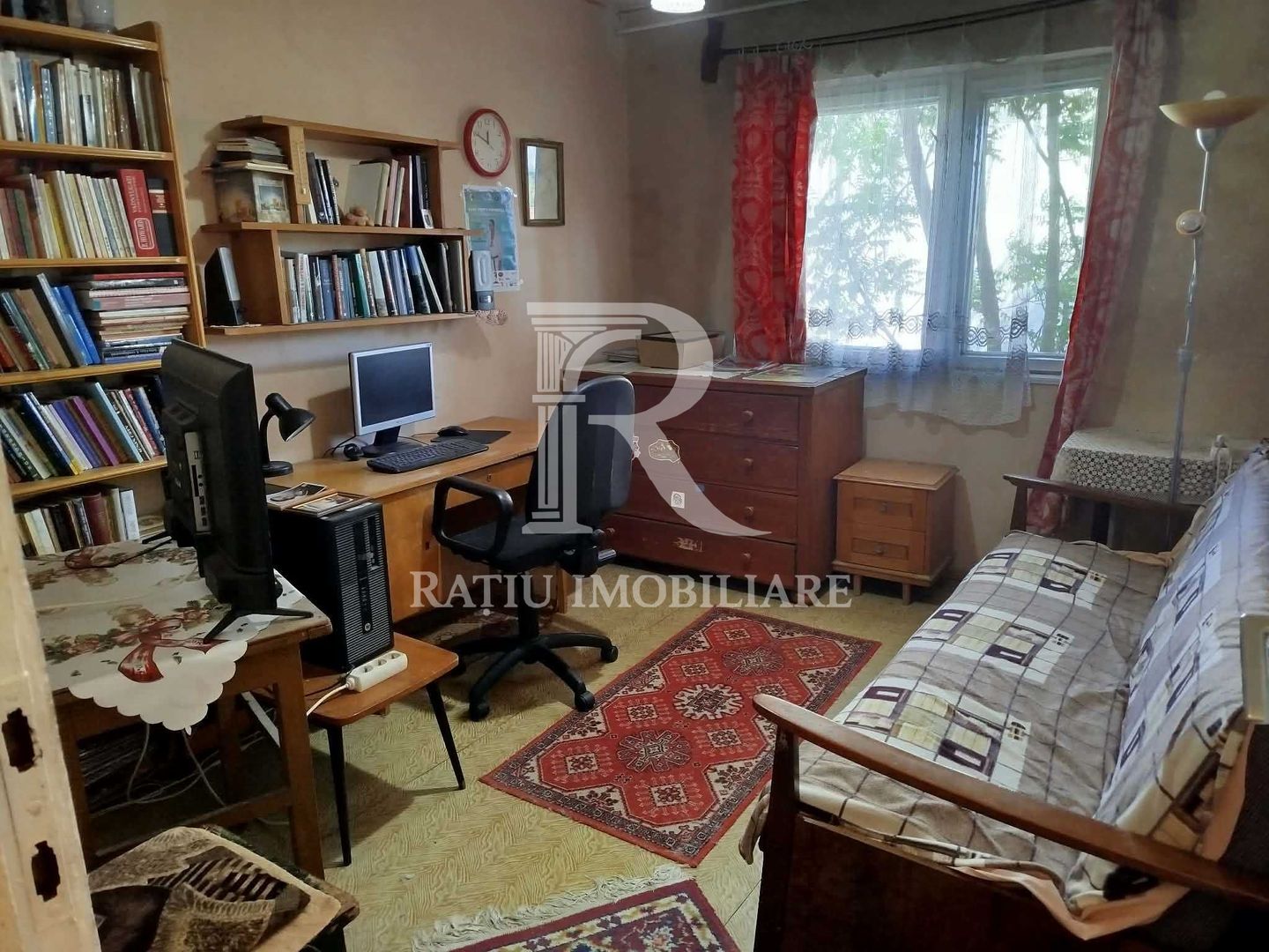 Apartament cu 3 camere | Zona garii | Salonta - Poză 2
