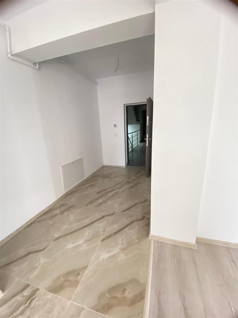 Apartament 2 camere bloc nou open space loc de parcare parter - Poză 7
