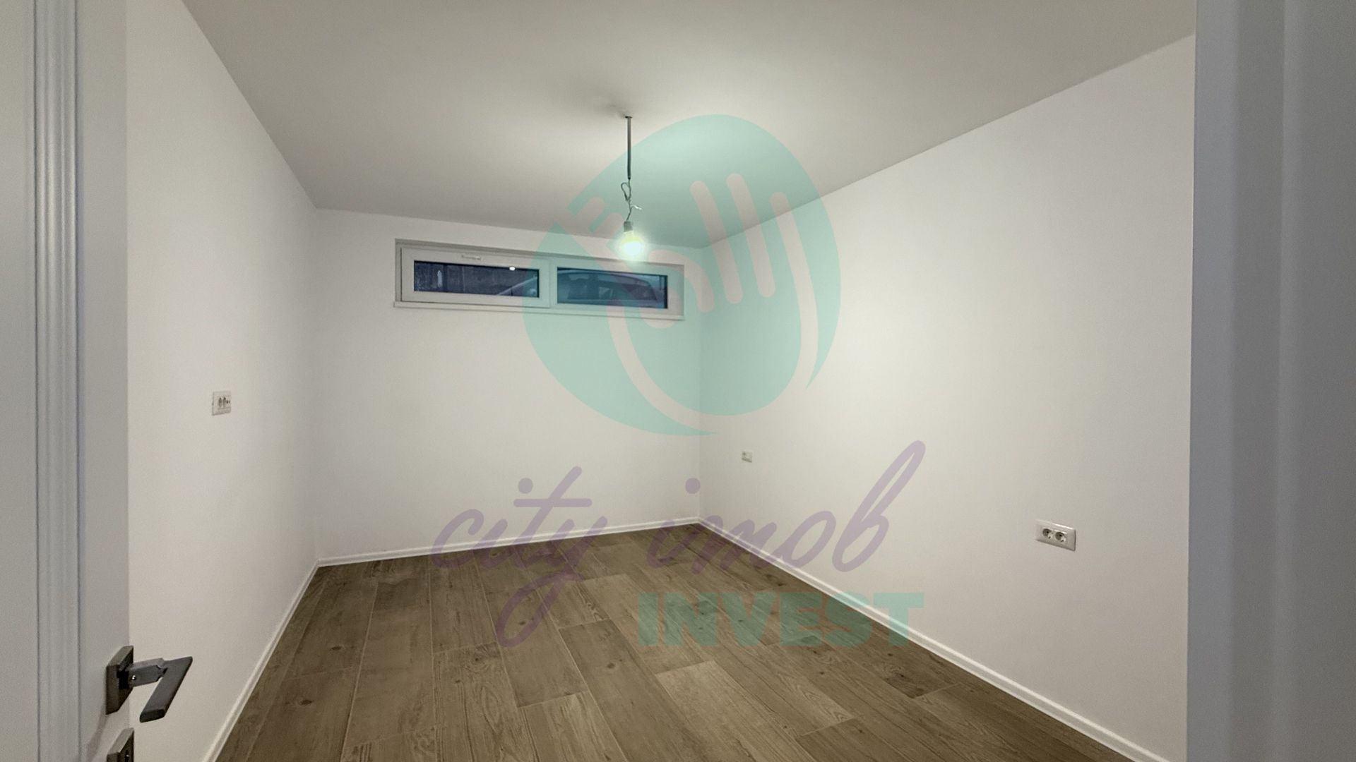 3 camere - ideale pentru activitati sau investitie - Poză 5