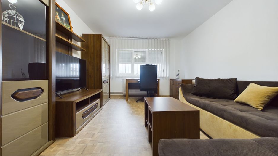Apartament 2 camere Zona 300 - Poză 3