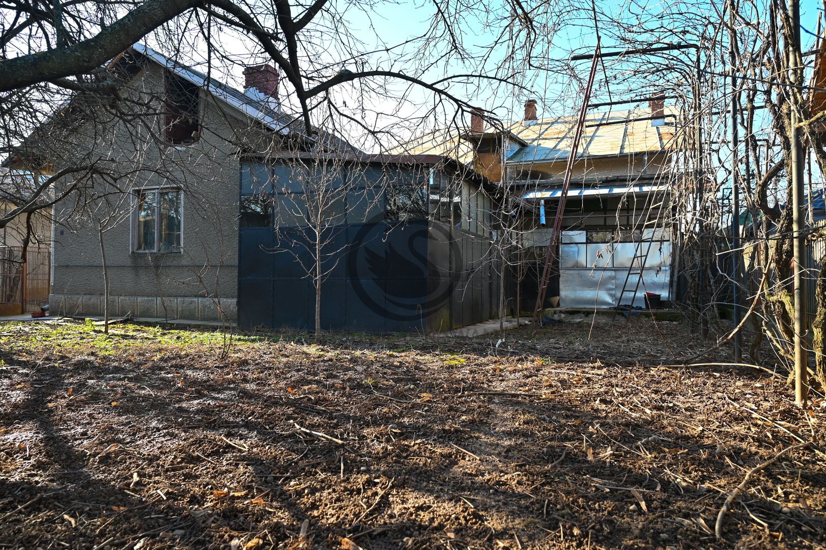 Casa cu 6 camere de vanzare | Zona Ultracentrala, Baicoi | Comision 0% - Poză 4