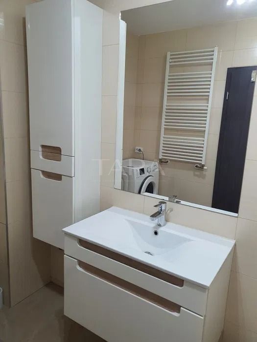 Vand apartament cu 2 camere in Floresti. - Poză 7