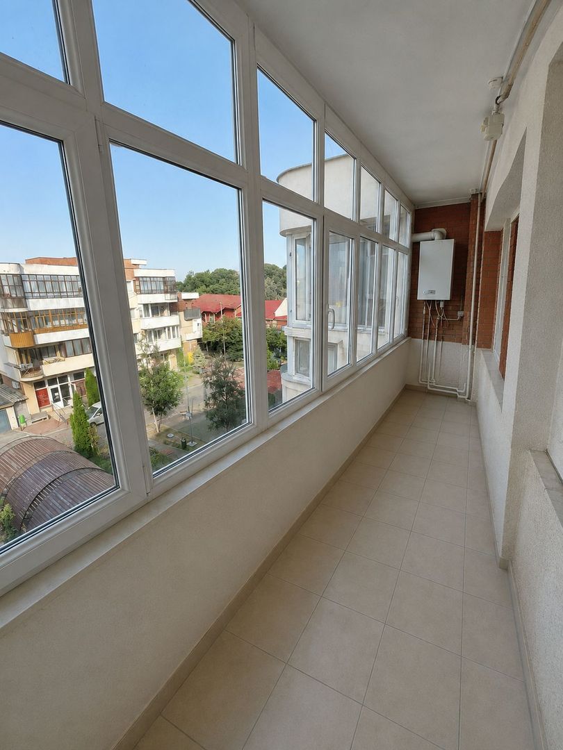 Apartament 3 Camere - Marghita - Poză 3