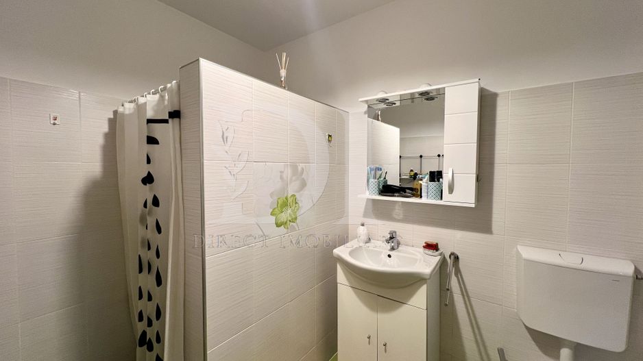 Apartament trei camere / Parcare / Zona Florilor - Poză 14
