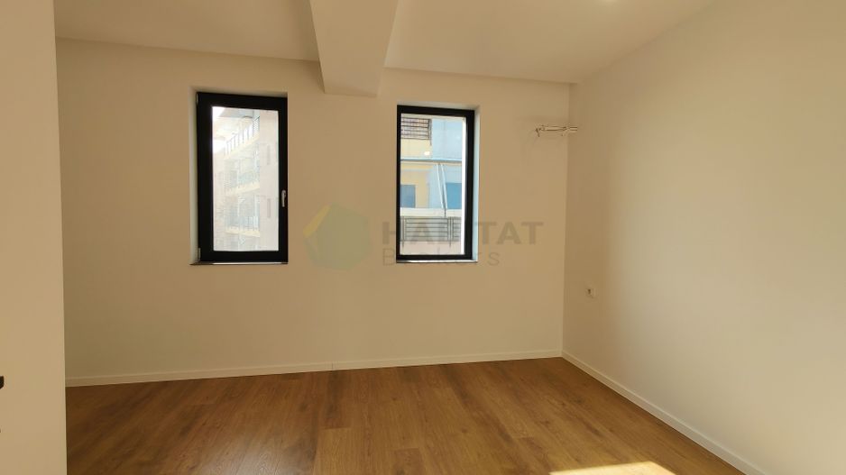 Apartament cu gradina proprie, doua locuri de parcare, gata de mutat - Poză 15