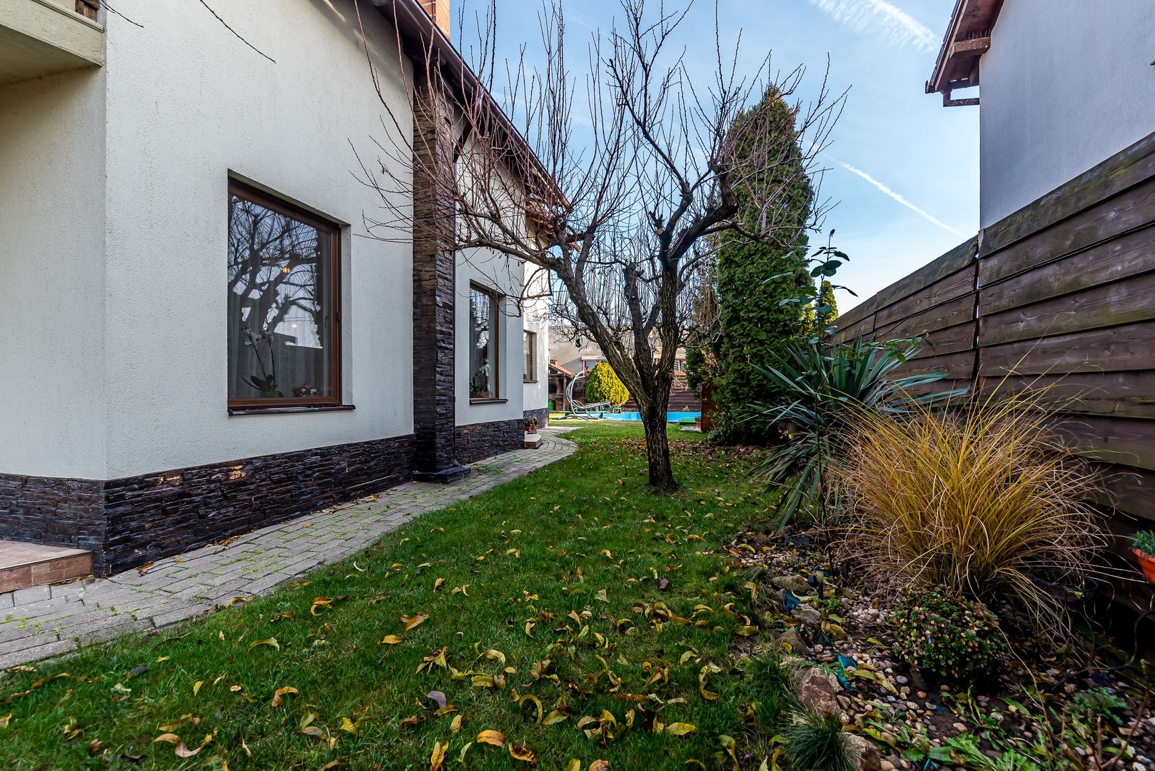 VILĂ MODERNĂ CU PISCINĂ, SAUNĂ- COMISION 0% – ARADUL NOU - Poză 10