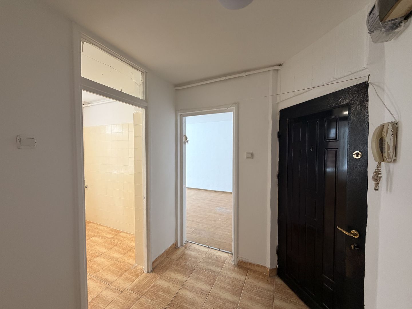 | Apartament 2 camere | Nemobilat + Neutilat | Drumul Taberei | - Poză 3