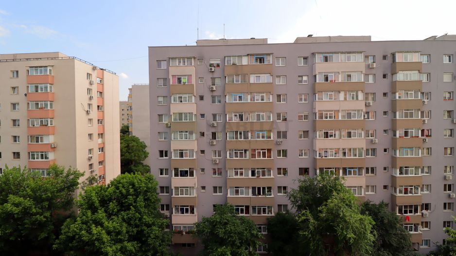 Amenajata modern, luminoasa, aproape de metrou - Poză 11