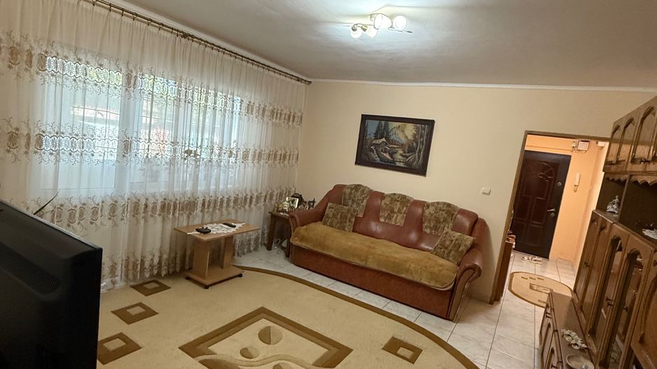 Buziasului-AEM | 2 Camere | Centrala proprie | Mobilat - Poză 2