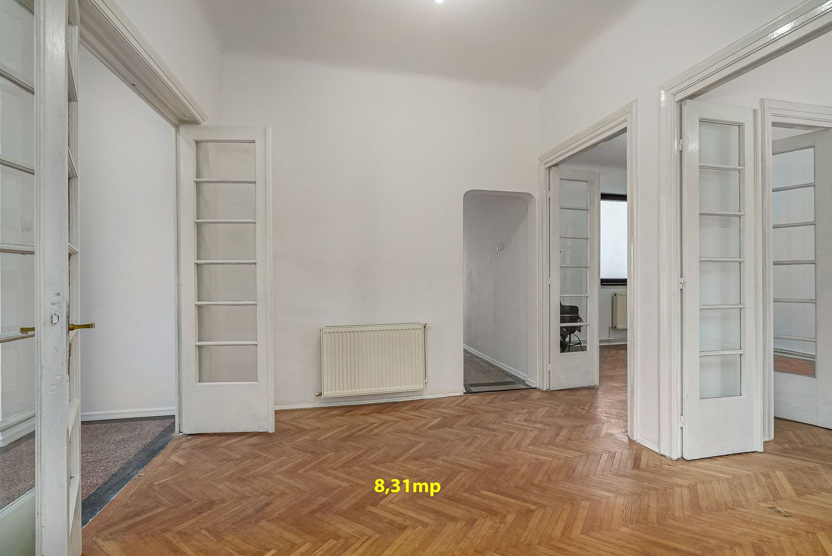 Piata Muncii, casa 87 mp totali, 179 mp curte libera, ideala birouri - Poză 17