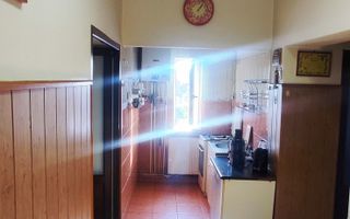 Apartament cu 3 camere in Craiter - Poză 9