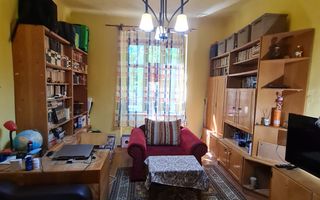 Apartament 2 camere,curte comuna/4 proprietari - Poză 16