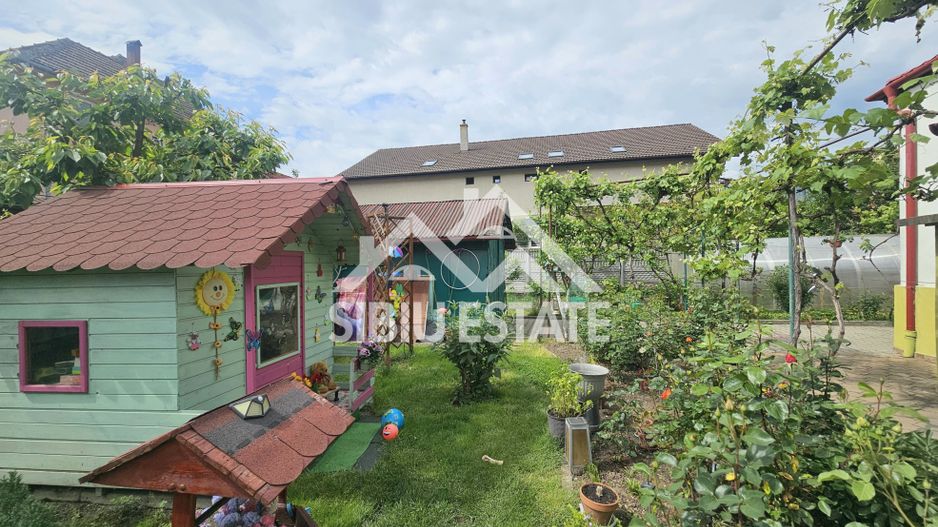 Casa individuala Sibiu central, teren mare - Poză 14