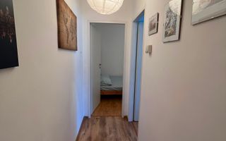 Apartament de inchiriat-2 camere,cu bai proprii,centrul orasului - Poză 3
