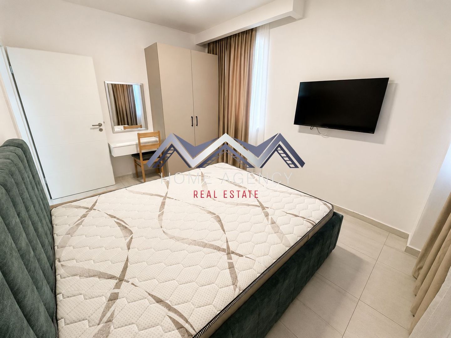 Apartament 3 camere premium + curte 100 mp | prima închiriere - Poză 4