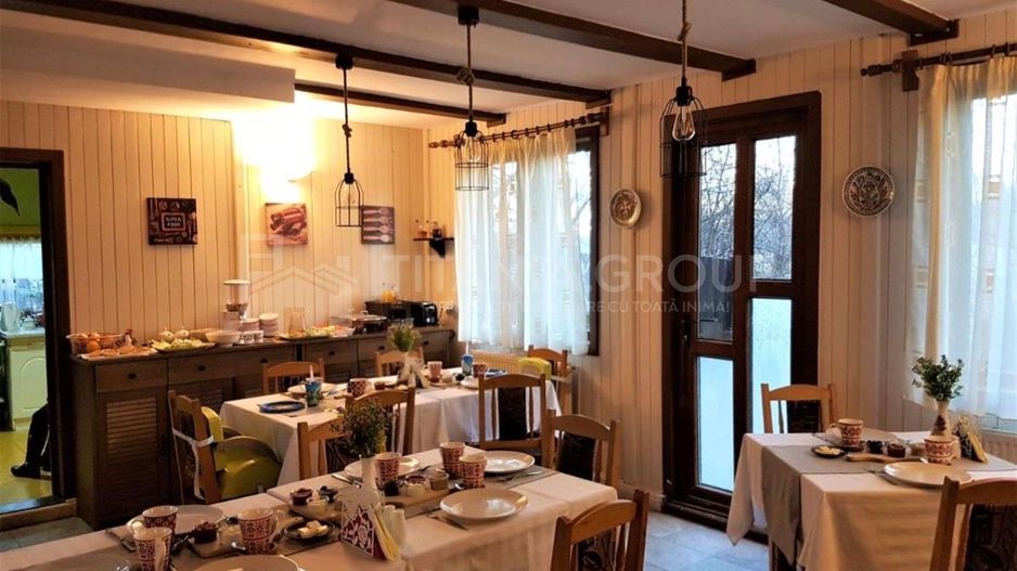 Pensiune, vilă și cafenea în Bran - Business funcțional, teren 2200 mp - Poză 9