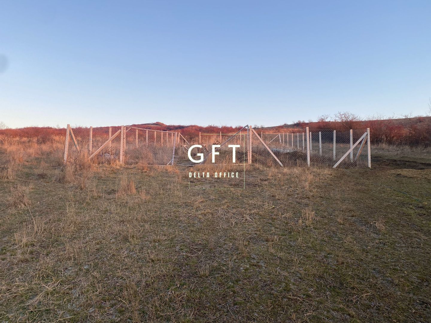 Teren 1800 mp-ideal investitie-panoramic-Zona Cighir Exclusiv - Poză 3