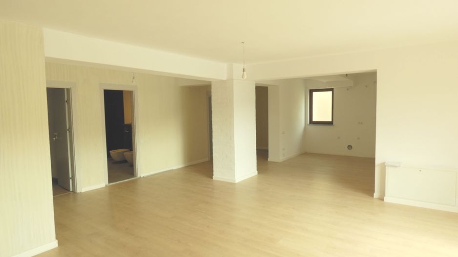Apartament cu panorama de vanzare - Poză 2