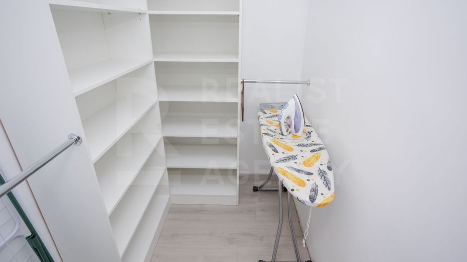 Spre vînzare apartament spațios, 2 dormitoare și living, sec. Botanica - Poză 22