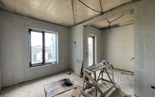 Duplex separat prin garaj si superpozitie - Poză 7