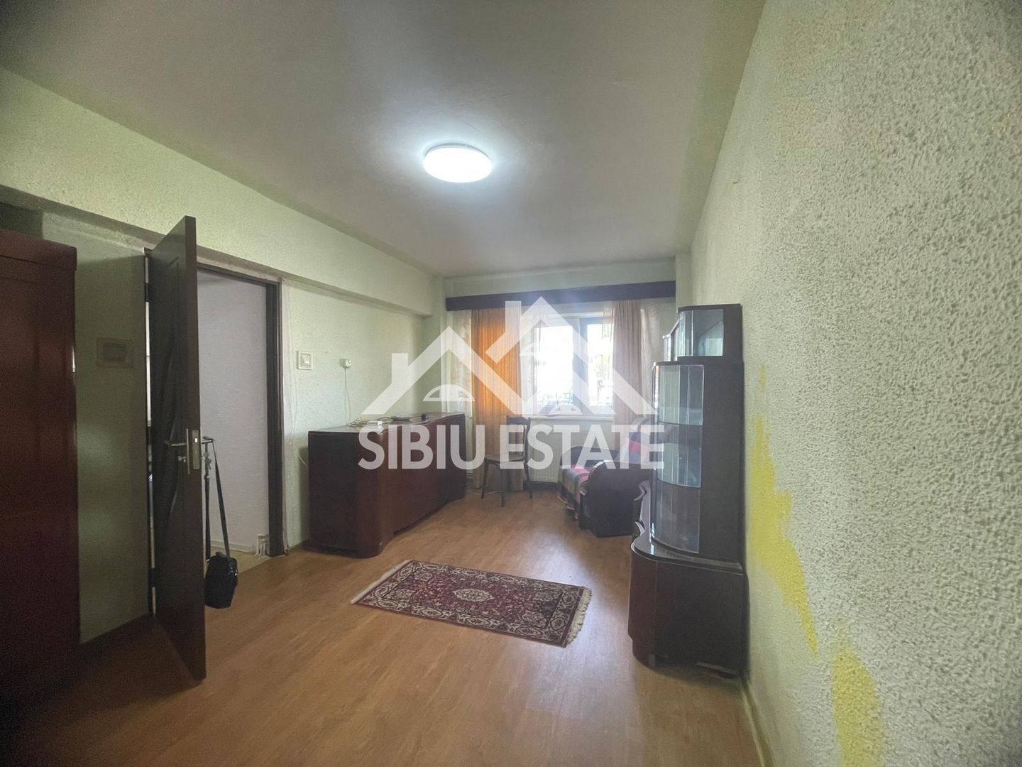 Garsoniera decomandata cu 1 cameră și bucatarie separata si pivnita - Poză 12