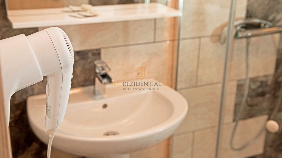 Proprietate cu profit rapid - Hotel cu amplasare premium, Popesti - Poză 37