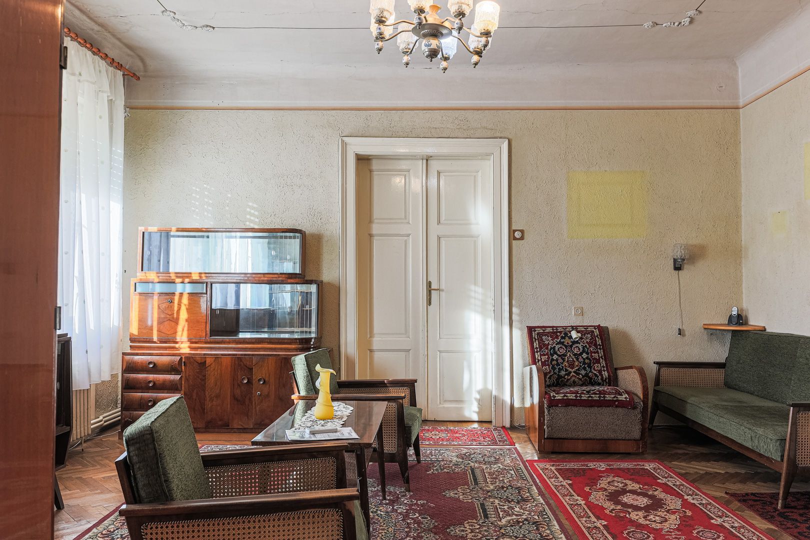 Apartament 4 camere semidecomandat, ultracentral, etaj 1 - Poză 10