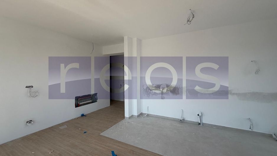 VANZARE APARTAMENT LA CHEIE | 4 CAMERE | 107MP | TERASA 75 MP| PARCARE - Poză 8