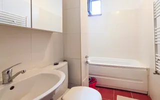 Garsonieră modernă 30 mp, Str. Cooperativei, cu balcon și parcare - Poză 12