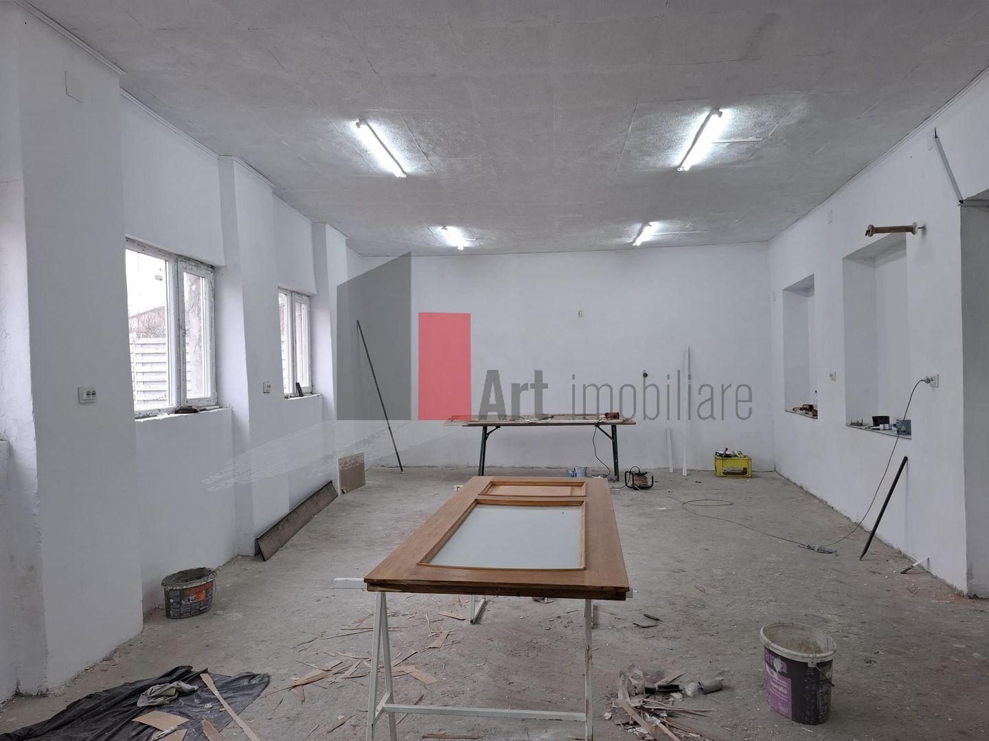 Spatiul "MADANON" , pozitie accesibila, parter - Poză 2