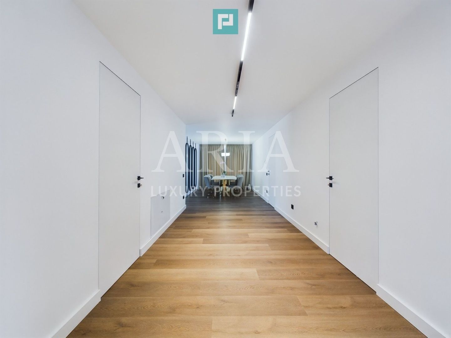 WATERFRONT VILLA 2024 FIRST RENT POOL - Poză 22