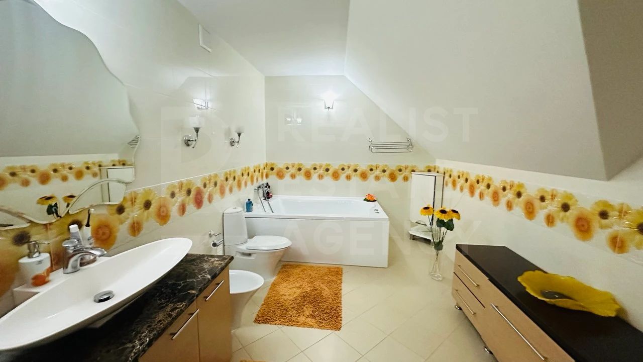 Vânzare, duplex, 5 camere, str. Cişmele. Telecentru - Poză 12