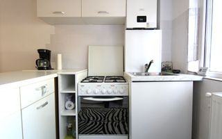 1 camera in Complexul studentesc langa BRD, cu centrala proprie - Poză 3