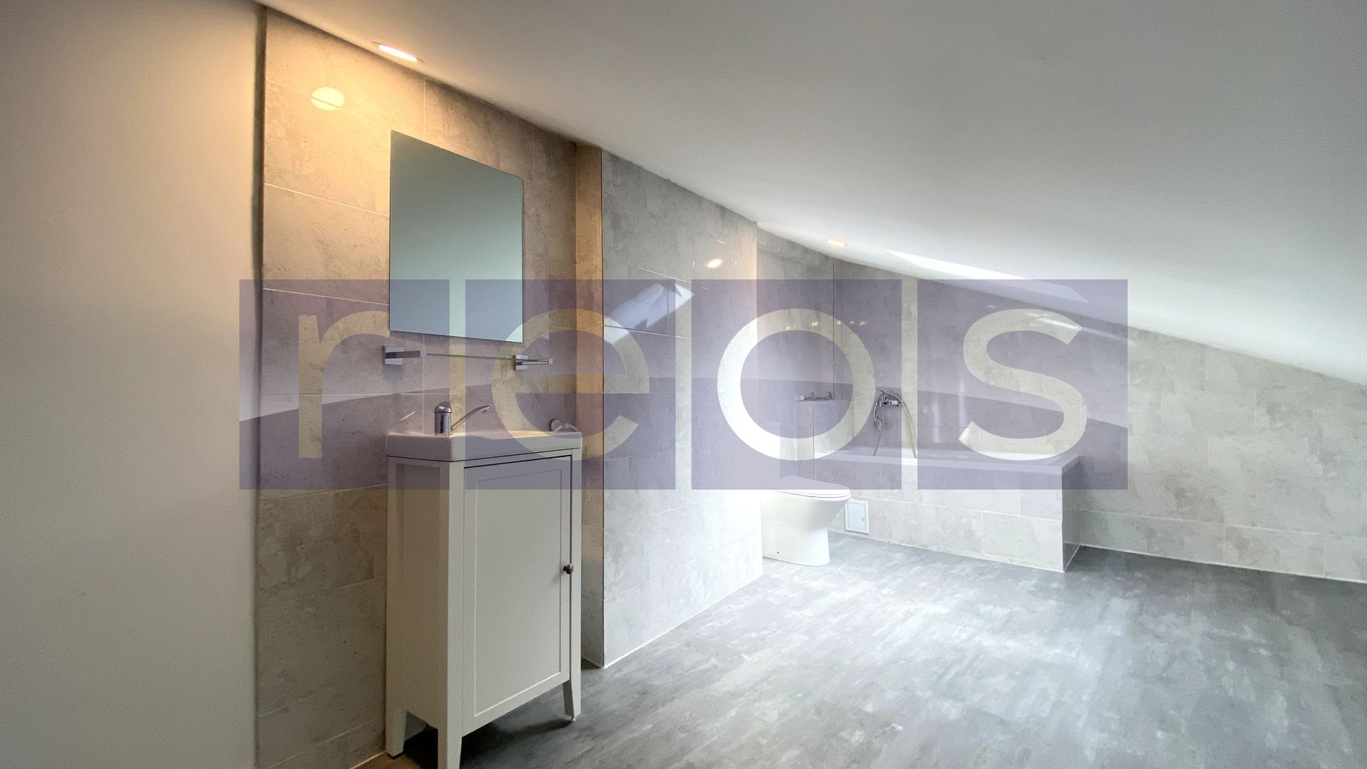 VILA RENOVATA | 3 CAMERE | GRADINA SI TERASA | 200 MP | COTROCENI - Poză 18