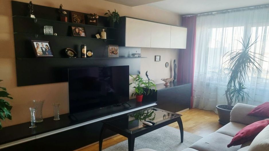 3 camere  decomandat Circumvalatiunii - Poză 1