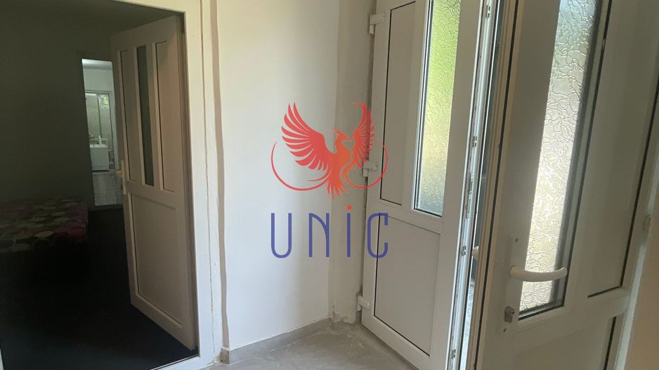 Casa cu teren de 1000 de mp -Radovan - Poză 6