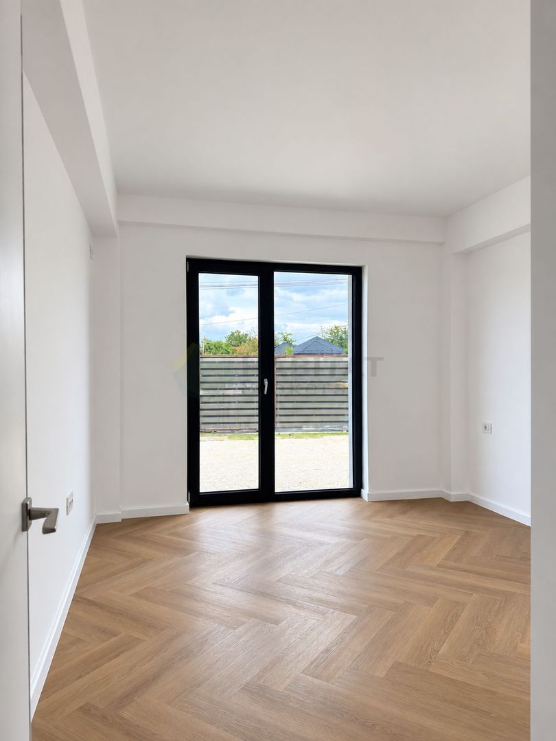 Casa Parter in Complex Finalizat - Poză 11