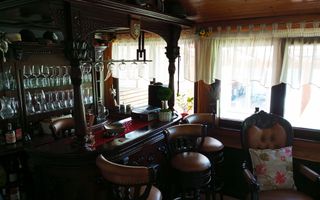 🏡 Proprietate exclusivistă cu 2 case, piscină și sală de fitness - Poză 12