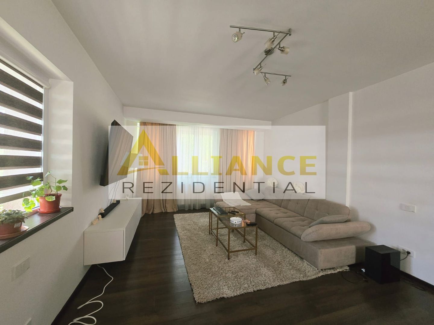 Casa de vanzare | Mobilata Utilata | 4 camere - 215.000€ - Poză 4