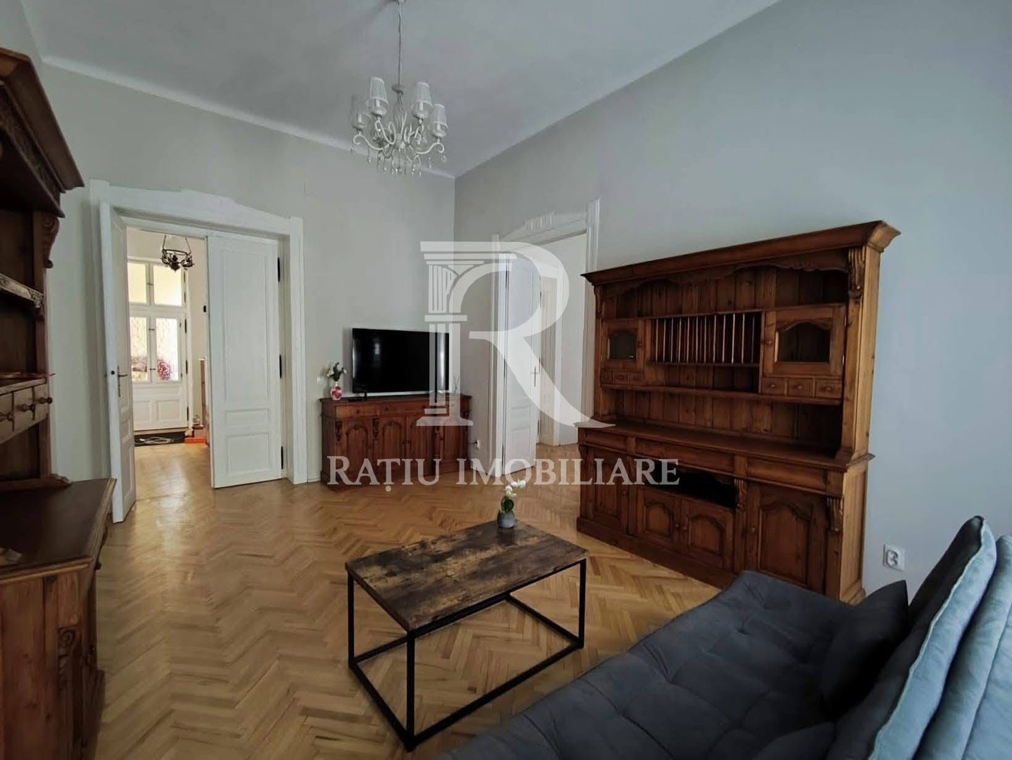 Apartament la casa 4 camere | Mihai Eminescu | Curte comuna | Oradea - Poză 9