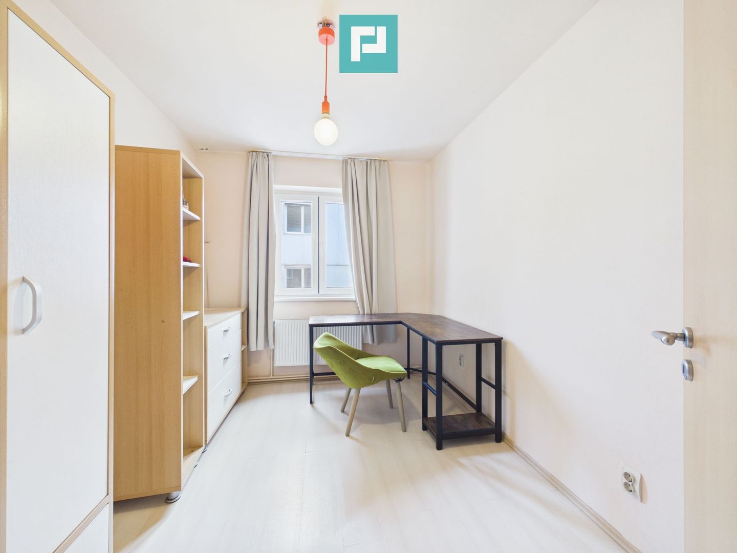 Apartament cu 3 camere în zona Spitalul Județean - Poză 5