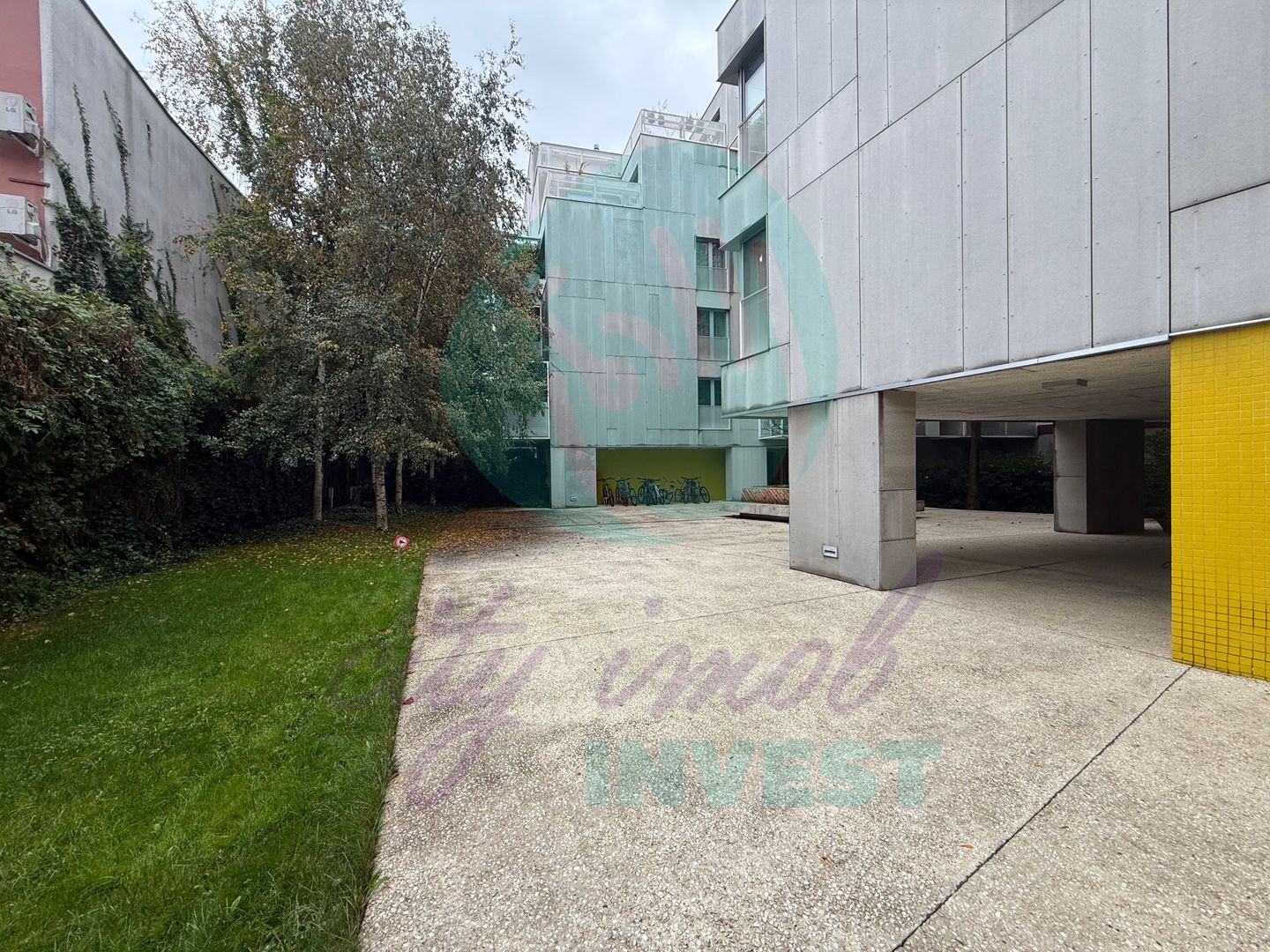 2 camere cu design industrial – un refugiu urban cu vedere spre gradina - Poză 4
