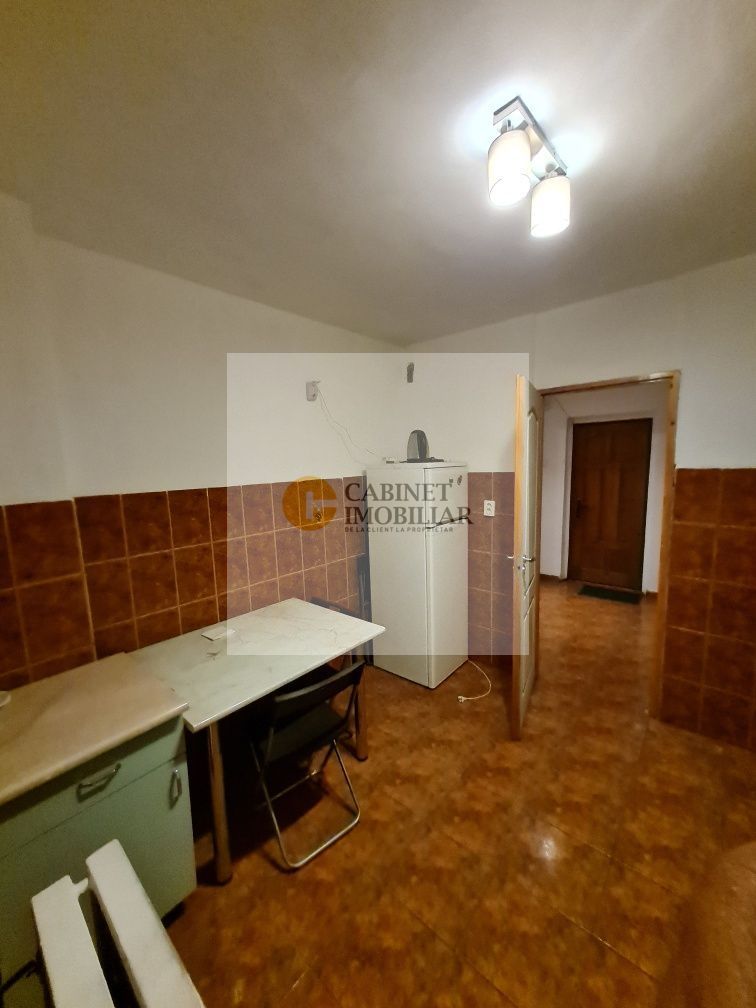 2 Camere - 50MP | 1985 | Metrou Crangasi la 3 minute - Poză 7