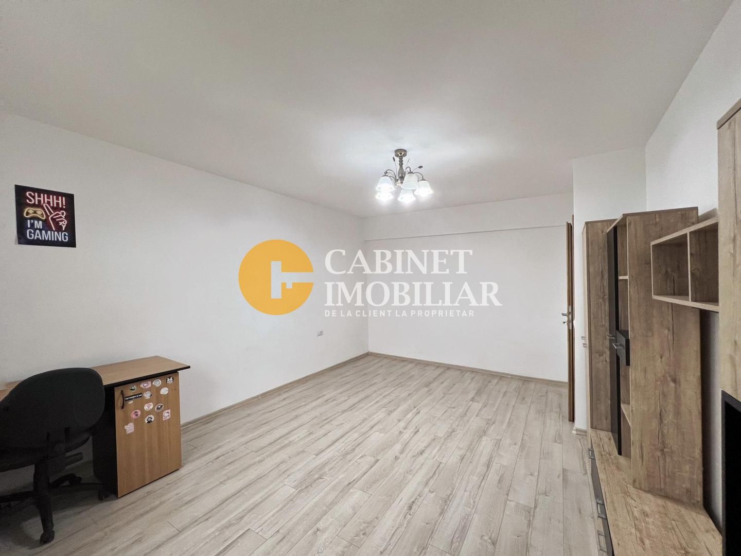 2 camere Decomandat - ETAJ 1 - Loc de parcare - mobilat - Poză 3