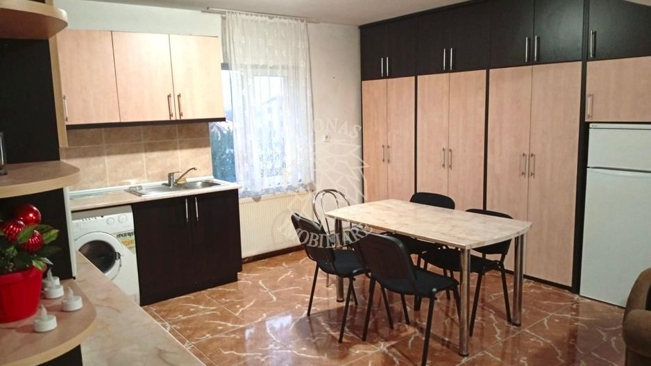Apartament 4 camere 116 mp total-etaj 3-parcare-Calea Moldovei - Poză 3