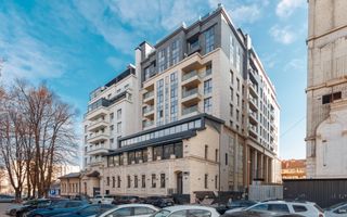 De vânzare apartament, 2 dormitoare, str. Teatrală 3, Centru. - Poză 2